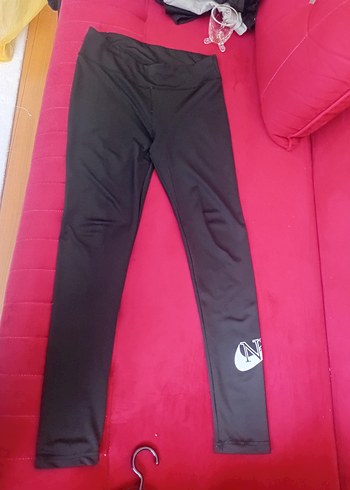 Nike Baskılı Siyah Fırın Eldiveni - Görsel 2