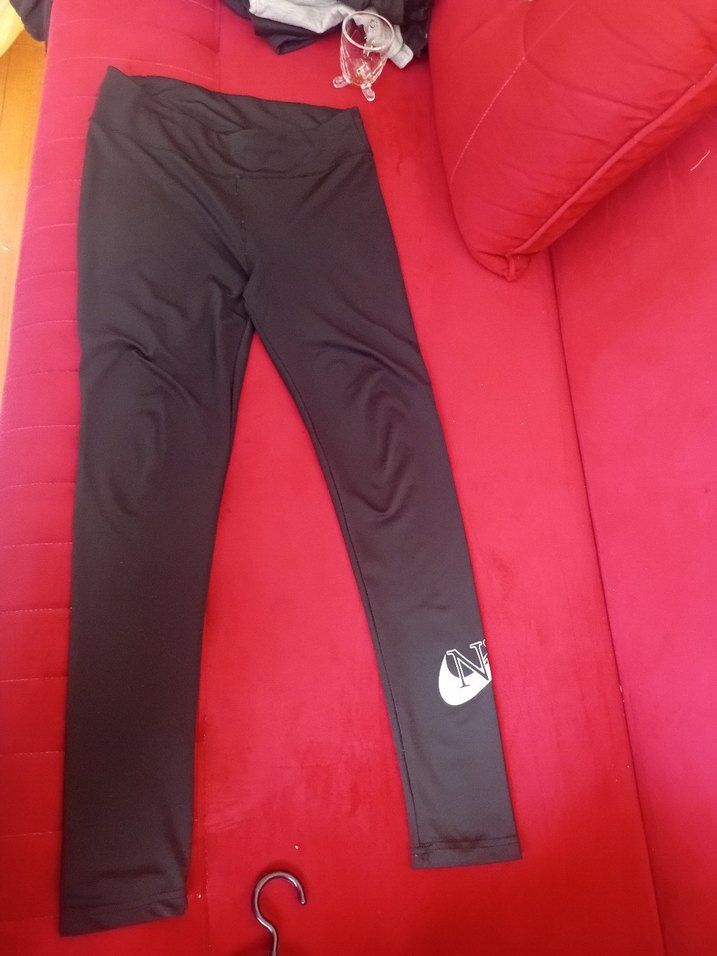 Nike Baskılı Siyah Fırın Eldiveni - Görsel 3