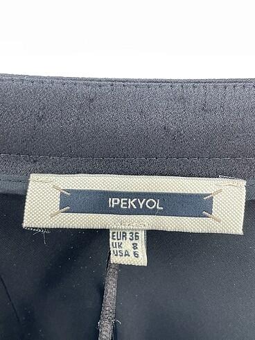 36 Beden siyah Renk ipekyol Kumaş Pantolon %70 İndirimli.