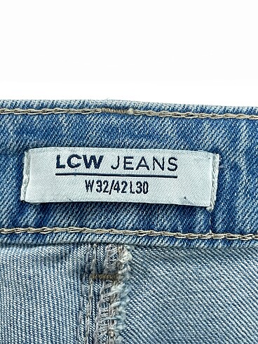 32 Beden mavi Renk LC Waikiki Jean / Kot %70 İndirimli.