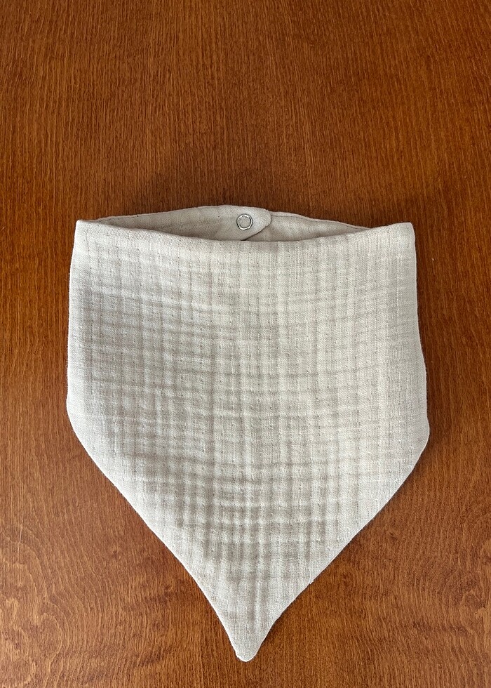 4 Katlı Müslin Bebek Önlüğü - Görsel 2