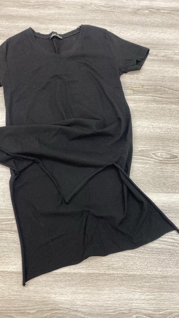 Siyah Kısa Kollu V Yakalı Hamile Elbisesi - Görsel 3