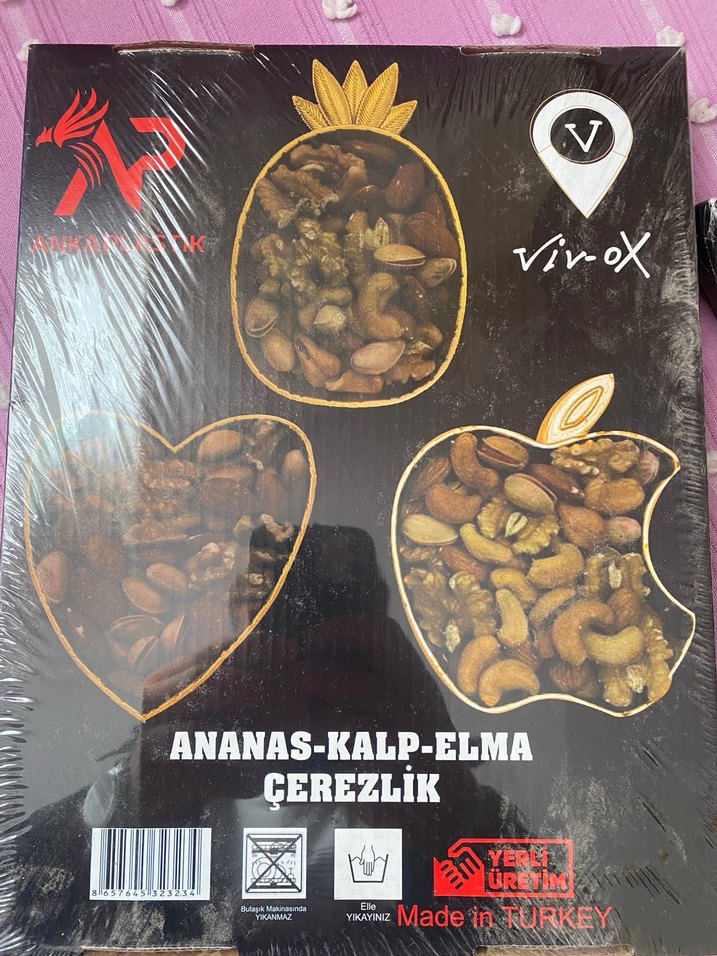 Kalp  Desenli Parlak Altın Kalp Tabak Seti - Görsel 2