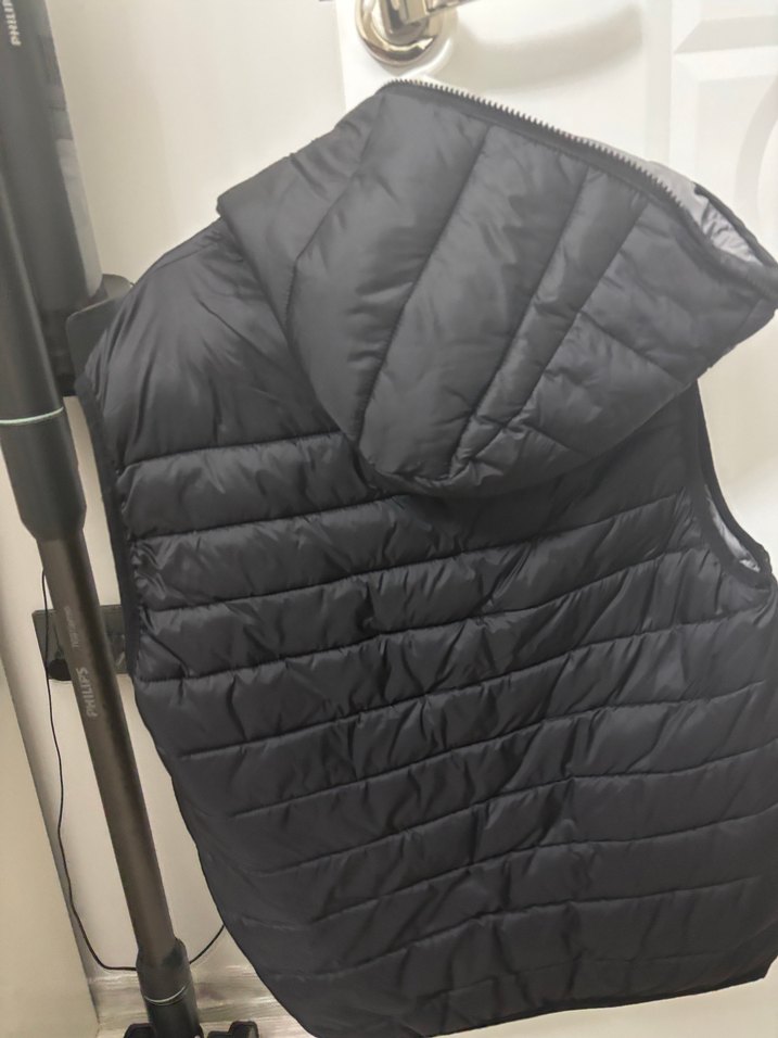 Erkek Siyah Fermuarlı Kapüşonlu Yelek - Görsel 3