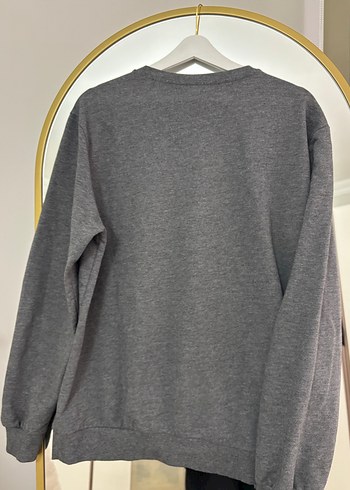 Gri Baskılı Sweatshirt - Görsel 4