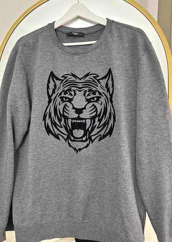 Gri Baskılı Sweatshirt - Görsel 2