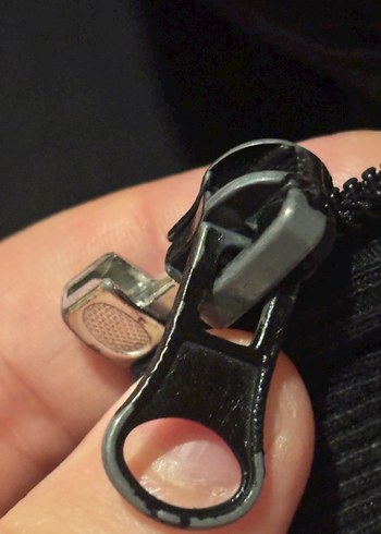 Kızlar için Siyah Kapüşonlu Fermuarlı Ceket - Görsel 2