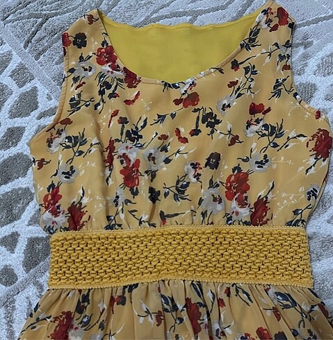 Bershka Elbise