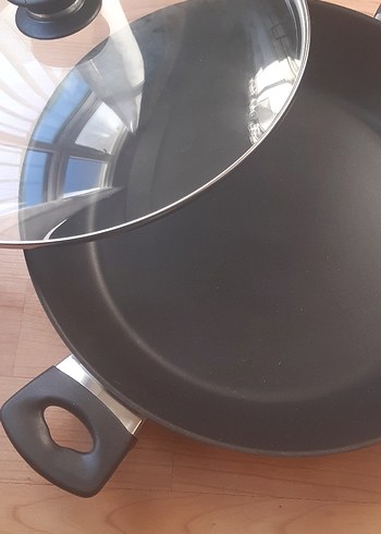 Cam Kapaklı Siyah Tencere - Görsel 3