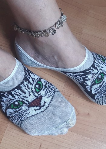 37 Beden Gri Kedi Desenli Çorap