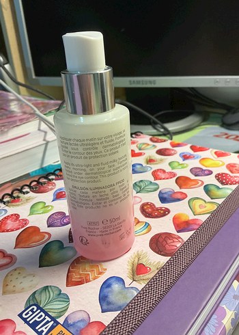 Yves Rocher Bright Botanical Aydınlatıcı güneş kremi spf30 - Görsel 2