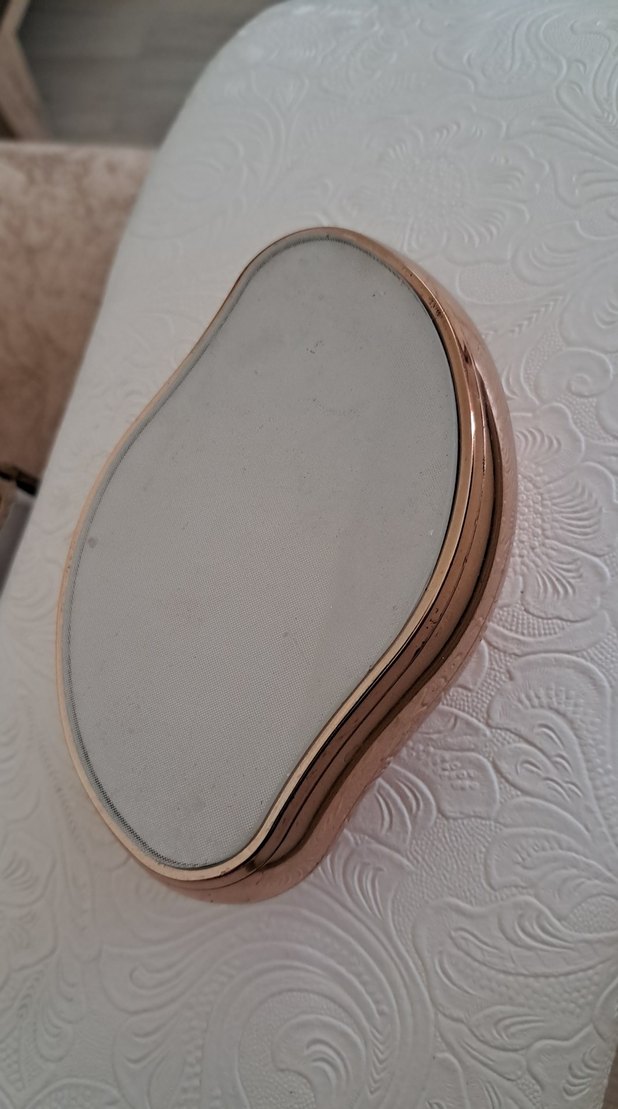 Parlak Bej Makyaj Süngeri - Görsel 2