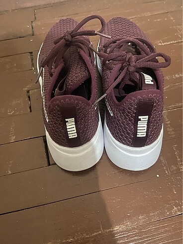 37 Beden bordo Renk Spor ayakkabı