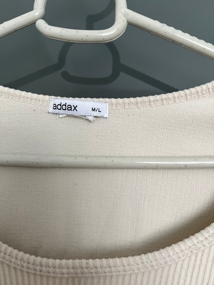 Bej Uzun Kollu Kadın Crop Top - Görsel 2