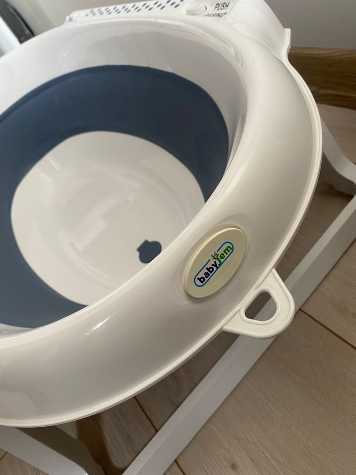 Katlanabilir Bebek Küveti - Görsel 3