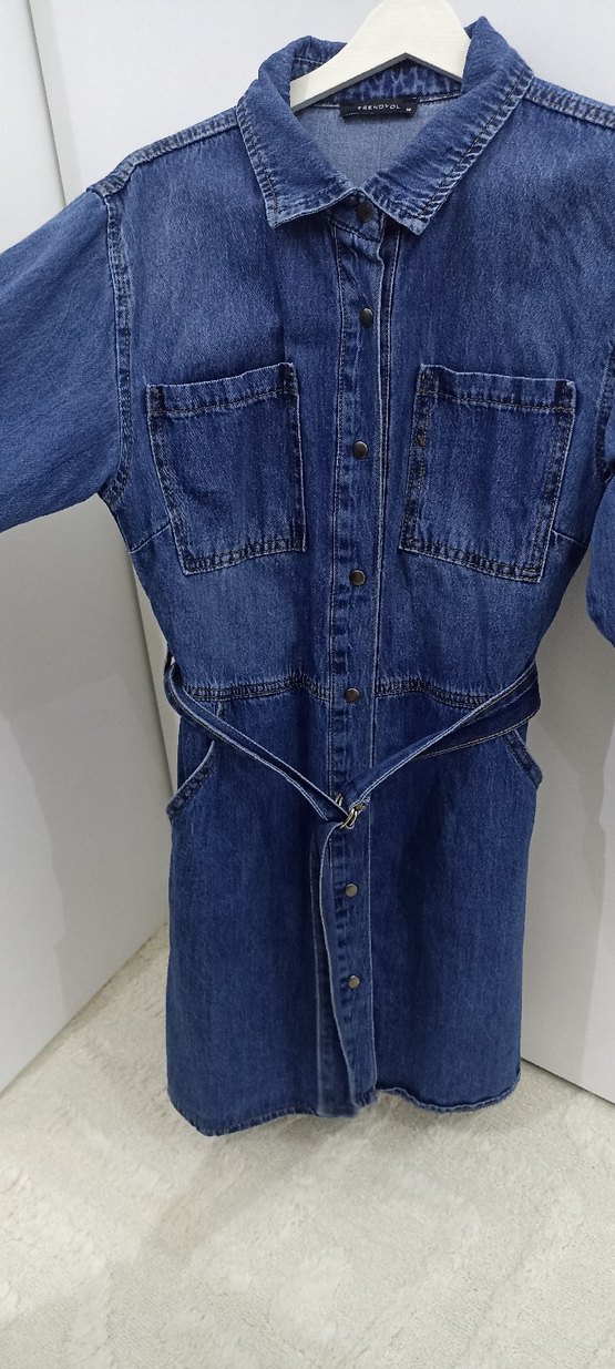 Düğmeli Mavi Kadın Denim Elbise - Görsel 4