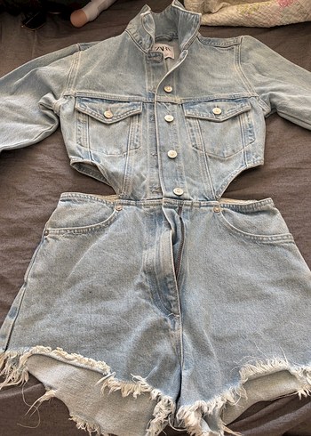 Buz Mavisi Mini Denim Şort