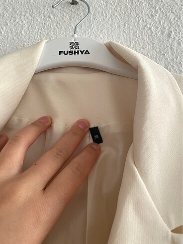 38 Beden beyaz Renk Blazer
