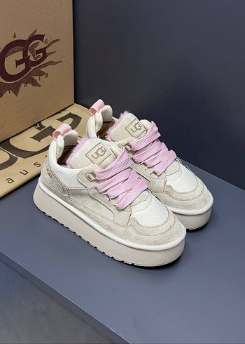 Ugg Krem Pembe Suet Sneaker