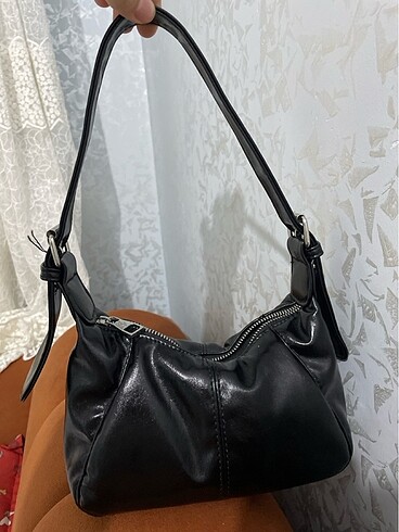 STRADIVARIUS SUNİ DERİ MİNİ OMUZ ÇANTASI
