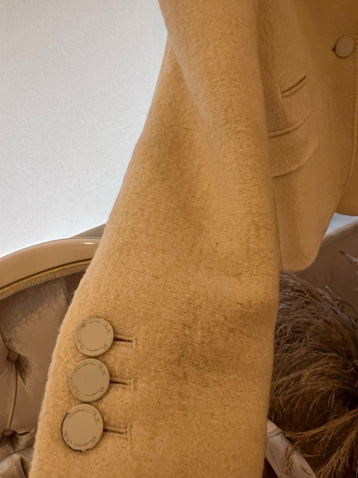 Bej Kadın Yün Ceket, Düğmeli, Ofis Şıklığı - Görsel 3