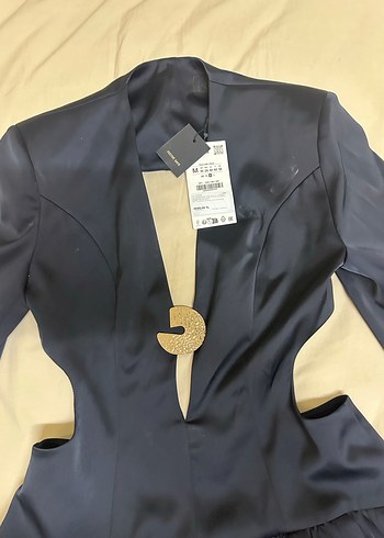 Dekolteli siyah zara elbise - Görsel 3