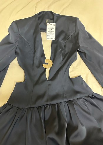 Dekolteli siyah zara elbise - Görsel 2