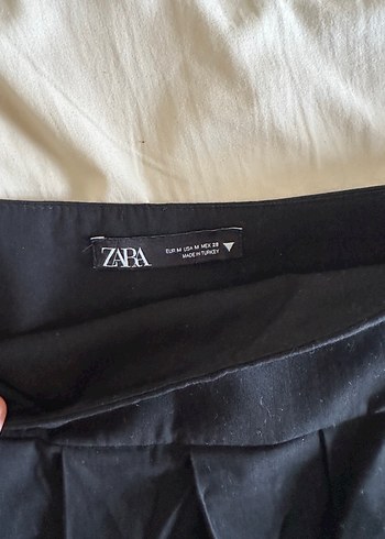 Siyah Pilili Mini Etek - Görsel 3