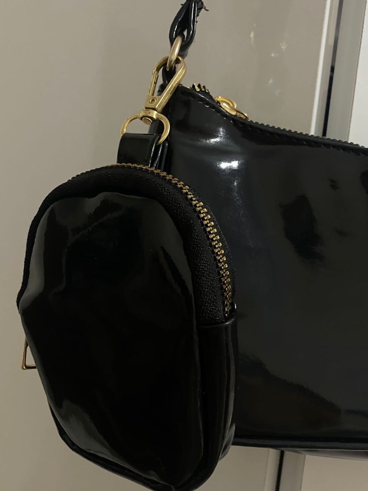 Charmlı Kadın Kol Çantası - Görsel 5