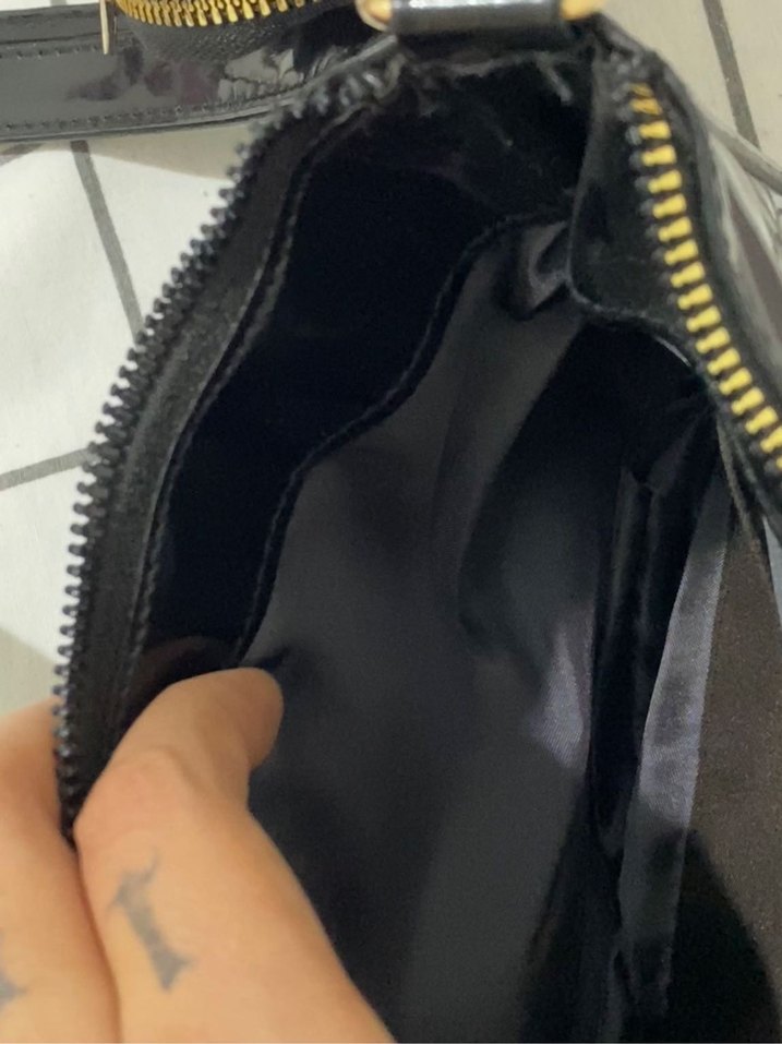 Charmlı Kadın Kol Çantası - Görsel 3