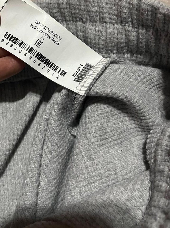 Trendyol Erkek Şort - Görsel 3