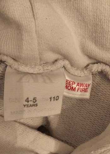 4 Yaş Beden beyaz Renk Zara 4-5 Yaş Kapüşonlu Sweatshirt