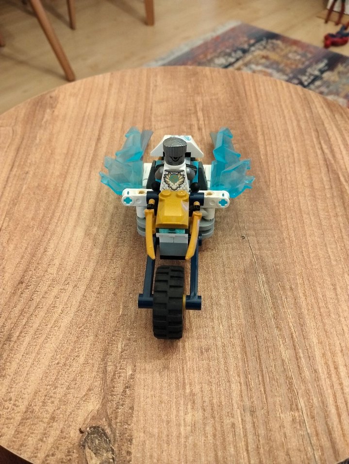 LEGO Ninjago ZANE'in BUZ MOTORSİKLETİ - Görsel 2