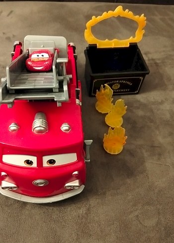 Kırmızı Şimşek McQueen Oyuncak İtfaiye Aracı - Görsel 2