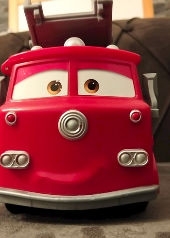 Kırmızı Şimşek McQueen Oyuncak İtfaiye Aracı - Görsel 4