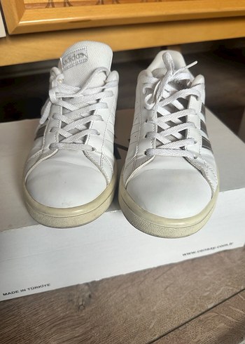 Kadın Beyaz Spor Ayakkabı Gri şeritli - Görsel 4