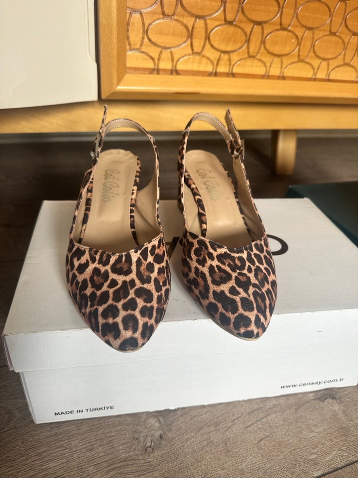 Kahverengi Leopar Desenli Tokalı Topuklu Ayakkabı - Görsel 3