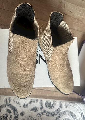 Bej Kadın Süet Dolgu Topuklu Bot - Görsel 2