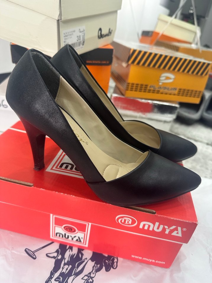 Siyah Tokalı Stiletto Ofis Ayakkabısı - Görsel 2