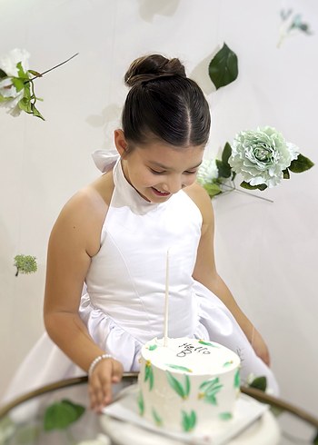 Beyaz Kız Çocuk Straplez Fırfırlı Abiye Elbise - Görsel 2