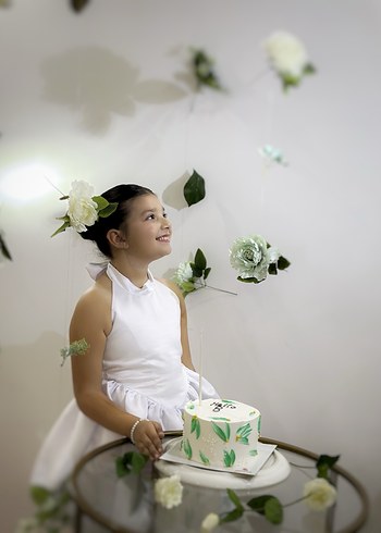 Beyaz Kız Çocuk Straplez Fırfırlı Abiye Elbise - Görsel 3