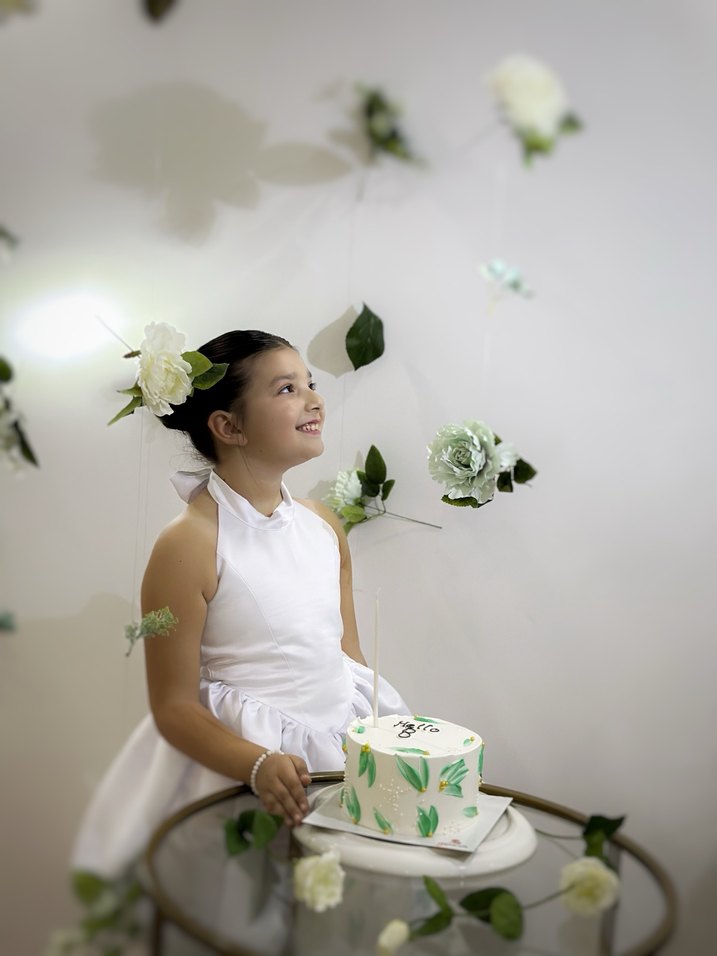 Beyaz Kız Çocuk Straplez Fırfırlı Abiye Elbise - Görsel 3