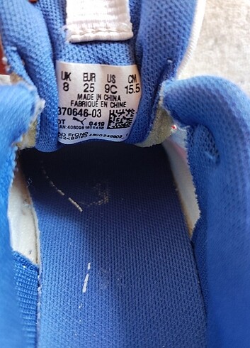 25 Beden beyaz Renk Puma erkek çocuk Spor ayakkabısi