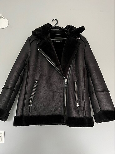 Stradivarius Biker Mont