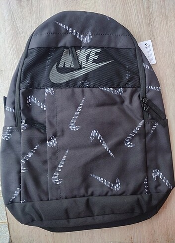 Nike gündelik ve okul çantası 