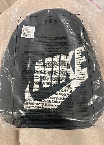 Nike gündelik ve okul çantası 