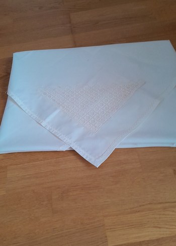 Beyaz Nakışlı 83 83sm bohça - Görsel 4