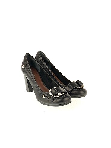 Nine West Nine West Dolgu Topuk %70 İndirimli.