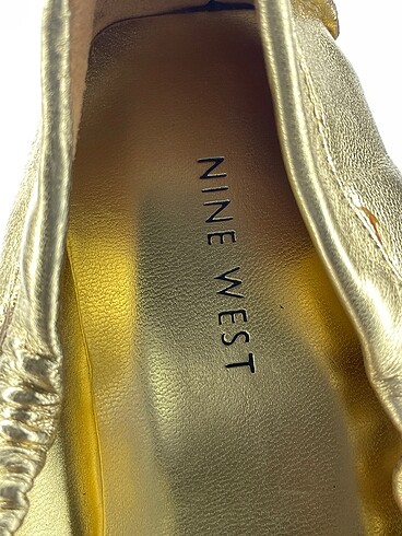 38 Beden çeşitli Renk Nine West Babet %70 İndirimli.