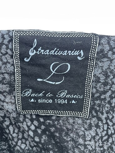 l Beden siyah Renk Stradivarius Bluz %70 İndirimli.